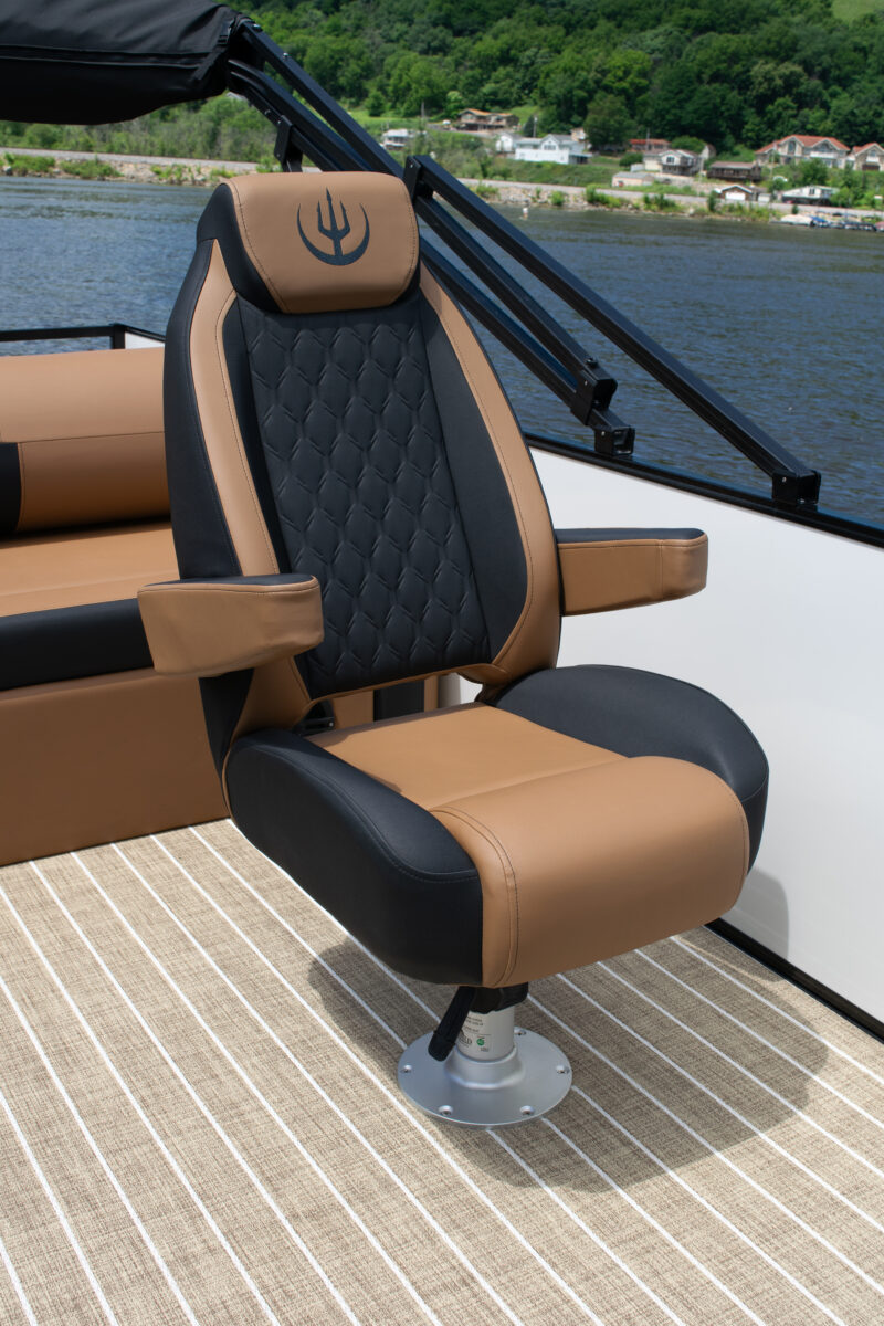 captain chair on a pontoon